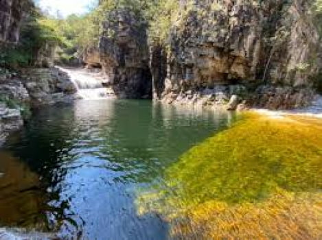 PASSEIO DE 4X4 6 HORAS CERRADO VIKING E CACHOEIRAS PÉ DA SERRA