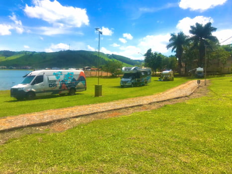ROTEIRO PREMIUM P/ 2 PESSOAS (4 DIARIAS PARA MOTORHOME+ PASSEIO DE 4X4 NA SERRA DA CANASTRA CASCA DANTA+ PASSEIO DE 4X4 CLASSICO DE CAPITOLIO+ PASSEIO DE LANCHA DE 6 HORAS)